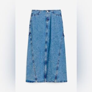 H&M Women’s Medium Blue Denim Midi Skirt Size 6 NWT